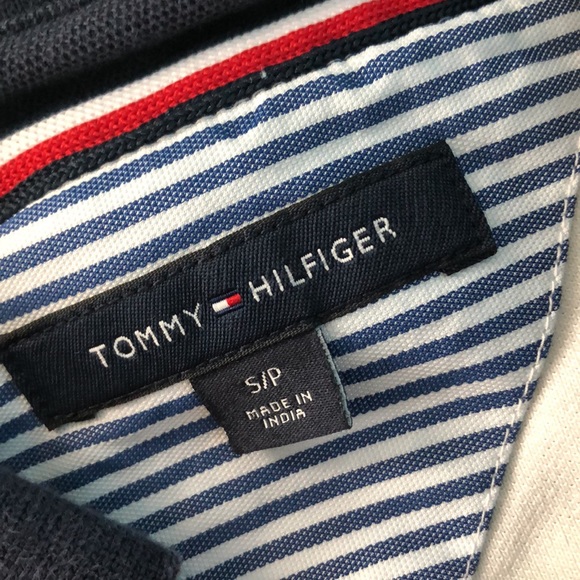 Polos - Picture 3 of 5